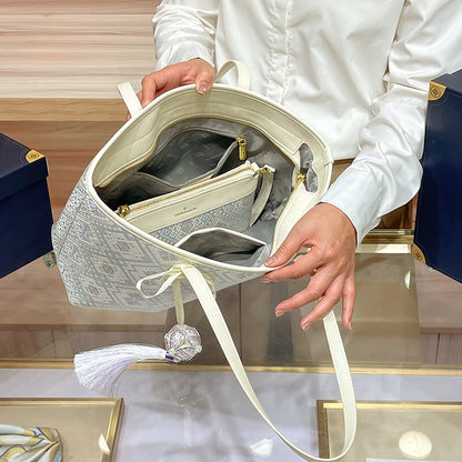 حقيبة توت مزخرفة مع حقيبة صغيرة ووشاح 8961